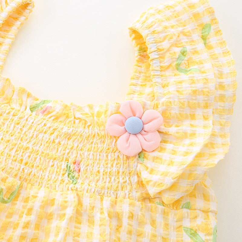 Cute Baby Girl Summer Lightweight Onesie with Checkered Pattern, Short Sleeve, Triangular Bottoms Infant Summer Outfit