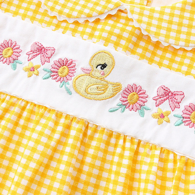 Cute Grid Pattern Baby Romper for Girls, Summer Fresh Style, Triangular Bodysuit, One-Piece Crawling Suit